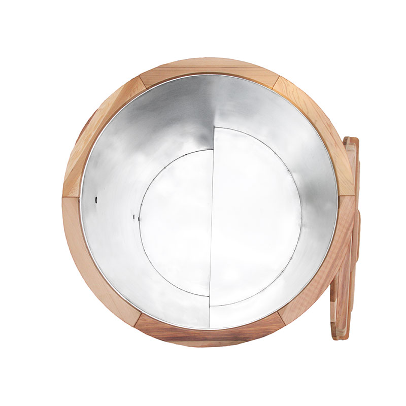 Дървена студена вана за гмуркане