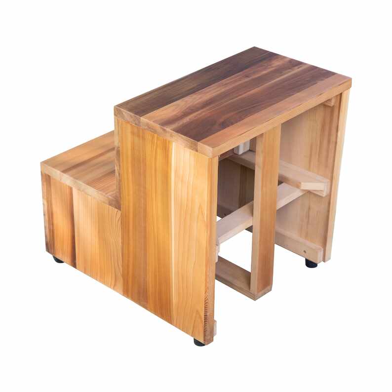 Студена вана Cedar със стъпало за достъп